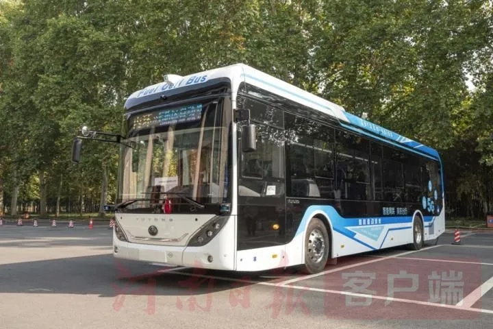 充氢仅需10分钟，续航500km！宇通5G自动驾驶氢燃料客车亮相